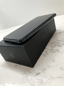 iPhone 11 Pro max, 256GB, green (3 foto / 3)