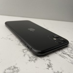 iPhone 11, 128GB, must (3 foto / 3)