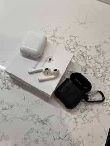 Apple airpods 2gen (1 foto / 3)