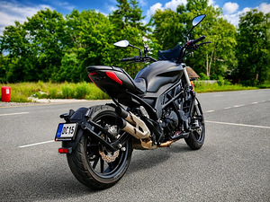 2022 Benelli 502c (1 фото из 10)