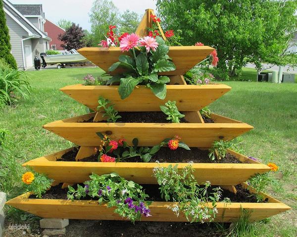 Taimepüramiid lillekast taimekast (foto #2)