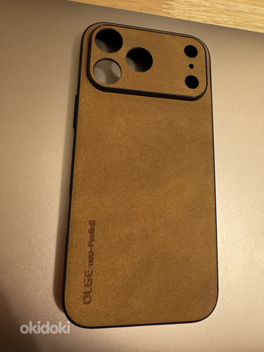 Чехлы для iPhone 17 Pro Max