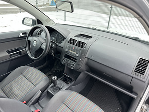 M: Volkswagen Polo 1.2 (7 foto / 8)