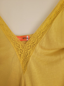Bershka top L (2 foto / 3)