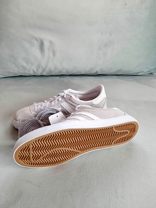 Uued, ADIDAS tennised! (4 foto / 4)