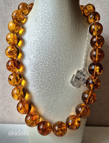 Merevaigust helmed, uued, 50 cm, 90 g. Amber.