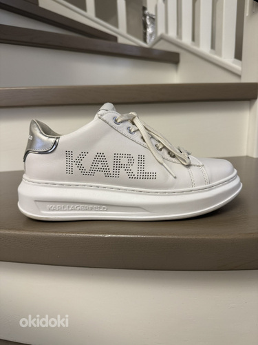 Tossud Karl Lagerfeld