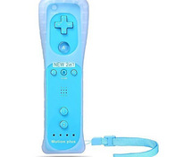 Wii и Wii U пульт + Motion plus + силиконовый чехол