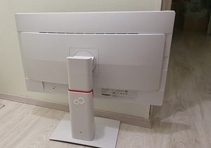 27" Fujitsu P27T-7 UHD monitor 4K reso (2 foto / 5)