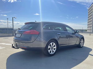 OPEL INSIGNIA SPORTS TOURER SW (4 foto / 12)