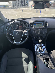 OPEL INSIGNIA SPORTS TOURER SW (8 foto / 12)