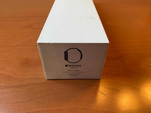 Apple Watch Series 2 – 38mm (must) (4 foto / 5)