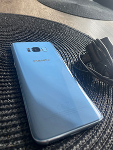 SAMSUNG Galaxy S8 (1 foto / 3)