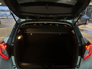 Renault Uus CAPTUR Intens 1.3 TCe 130hj EDC 7-k aut 10. 2020 (3 foto / 15)