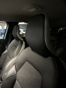 Renault Uus CAPTUR Intens 1.3 TCe 130hj EDC 7-k aut 10. 2020 (8 foto / 15)