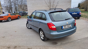 Skoda Fabia 1,4 2008 (5 foto / 11)