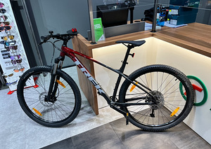 Новый велосипед Trek Marlin 6 модель 2023 горный велосипед (1 фото из 10)