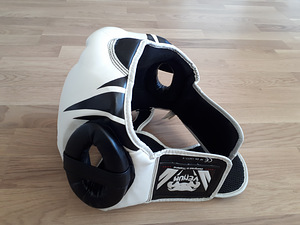 Venum Challenger poksikiiver. (3 foto / 3)