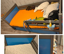 Детская кровать с защитой по перимеиру + матрац