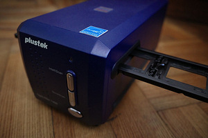 Filmiskänner Plustek OpticFilm 7400 (1 foto / 6)