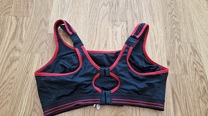 Schock Absorber spordirinnahoidja 85C. Spordi top (2 foto / 3)
