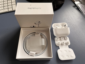 AirPods Pro (1 фото из 1)