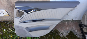 Nahksisu Mercedes W211 (2 foto / 3)