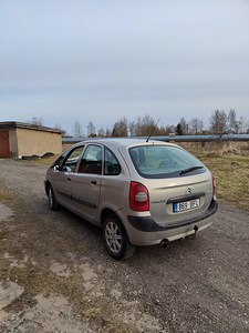 Citroen Xsara Picasso (3 foto / 6)
