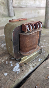 Trafo 380V, 400VA (2 foto / 2)