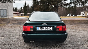 Audi a6C4 (4 foto / 12)