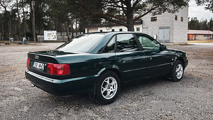 Audi a6C4 (6 foto / 12)