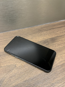 iPhone X (3 foto / 3)