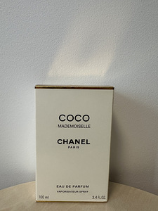 Chanel, Paco Rabane, Tom Ford, YSL (8 foto / 9)