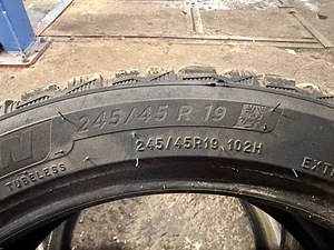 245/45/19 Michelin X-Ice North 4 7mm (4 foto / 4)
