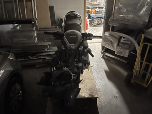 Продается аварийный YAMAHA FJR 1300 (1 фото из 10)