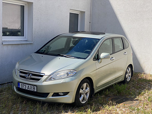 HONDA FR-V (2 foto / 6)