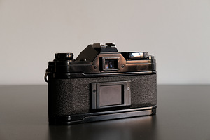 Canon AE-1 35mm filmikaamera (2 foto / 9)
