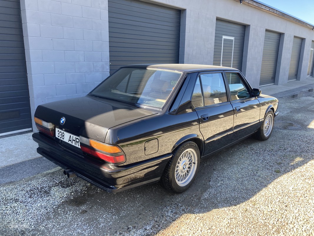 Bmw 525 e28