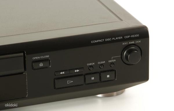 Sony CDP-XE200 (фото #1)