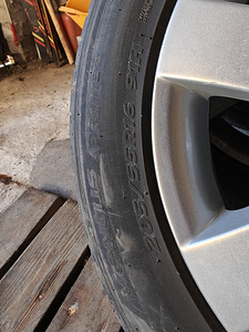 Литые диски Peugeot с хорошими летними шинами 205/55/R16 (3 фото из 5)