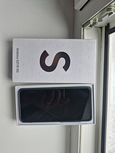 Samsung Galaxy S21 FE 5G (1 foto / 3)