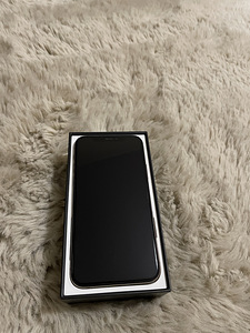 Продать iPhone 11 Pro 64GB | (2 фото из 3)