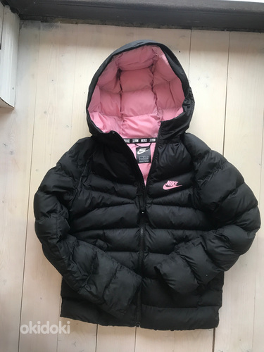 Nike tüdruku talvejope suurus 137-147