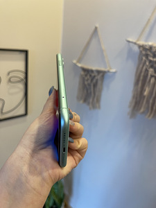 iPhone 11 uue ekraaniga (4 foto / 6)