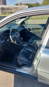 Volvo s80 2.4d (3 foto / 10)