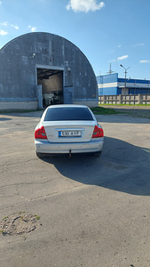 Volvo s80 2.4d (8 фото из 9)