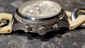 Часы Michael Kors (3 фото из 3)