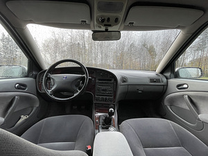 SAAB 9-5 2.3T (8 фото из 10)
