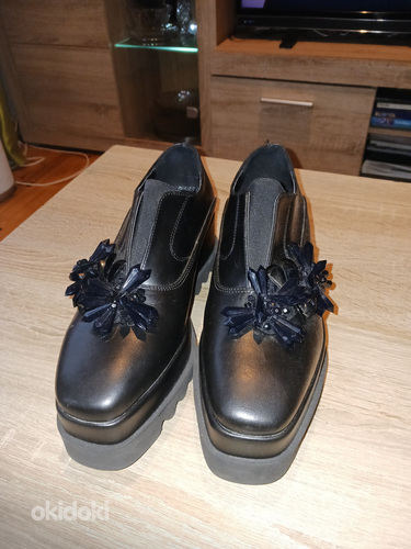 Совершенно новые туфли на платформе 37 (фото #2)