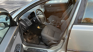 Volvo S40 2.0 100kW (6 foto / 8)